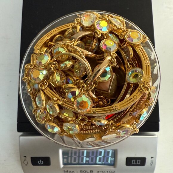 Gold-Tone Jewelry Lot Mystery Wearable Assorted Styles & Colors 1lb+ Mixed Earri - Picture 9 of 16